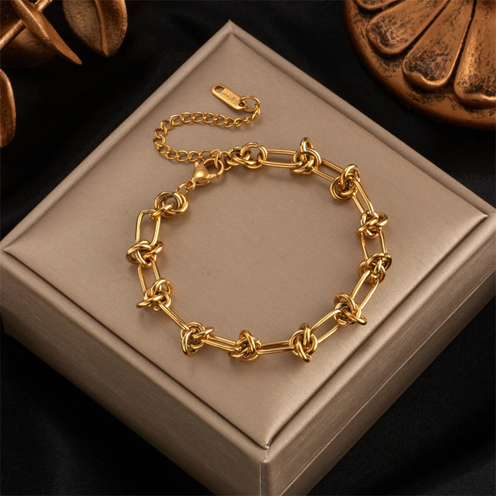 Aurelia Knot Necklace