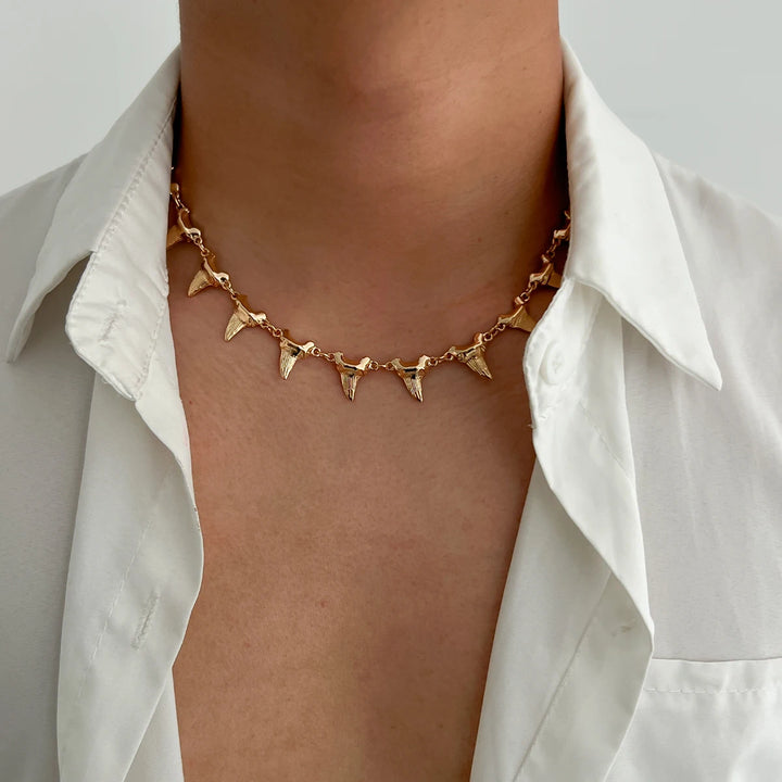 Fang Chain Necklace