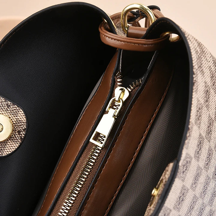 Avery Carryall Tote