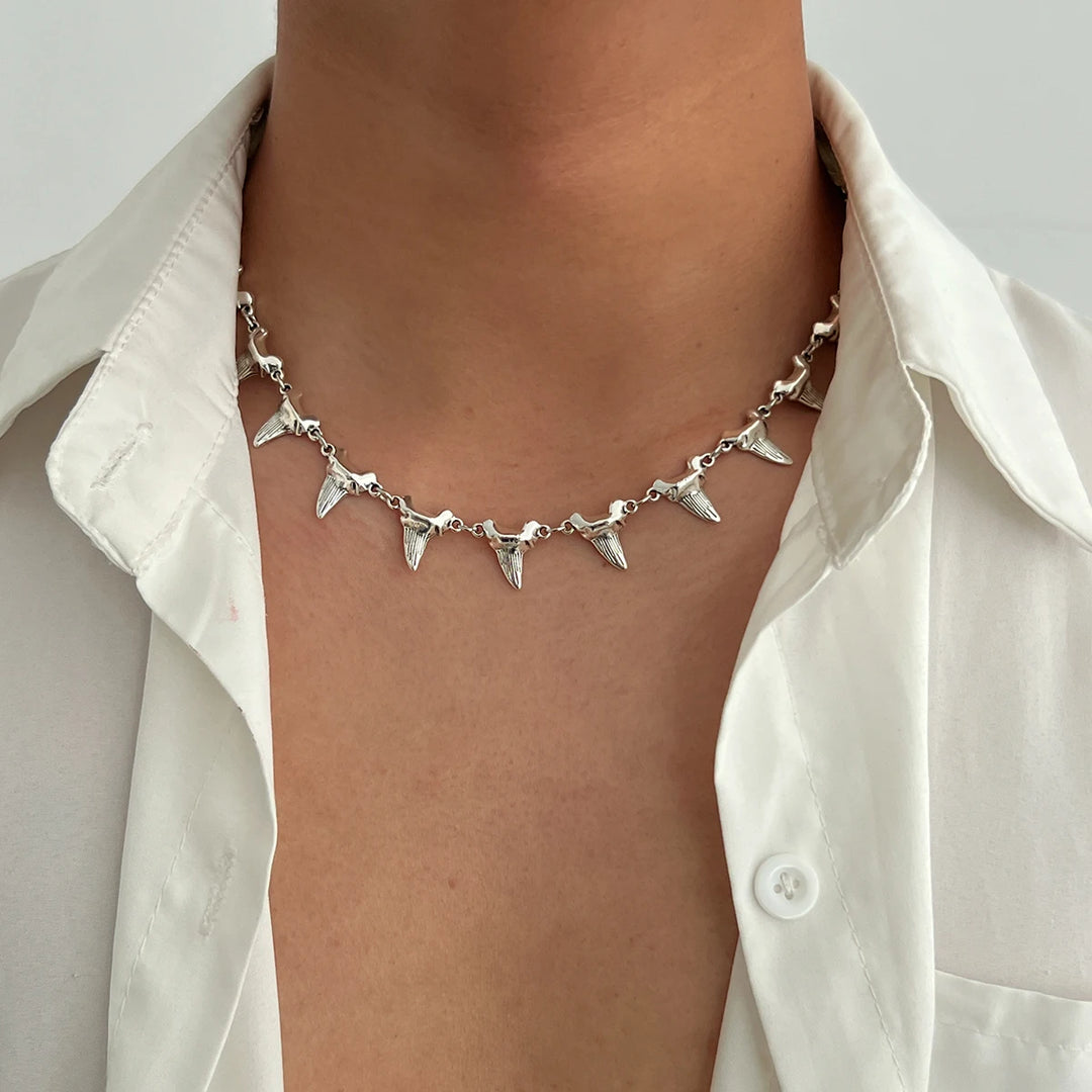 Fang Chain Necklace