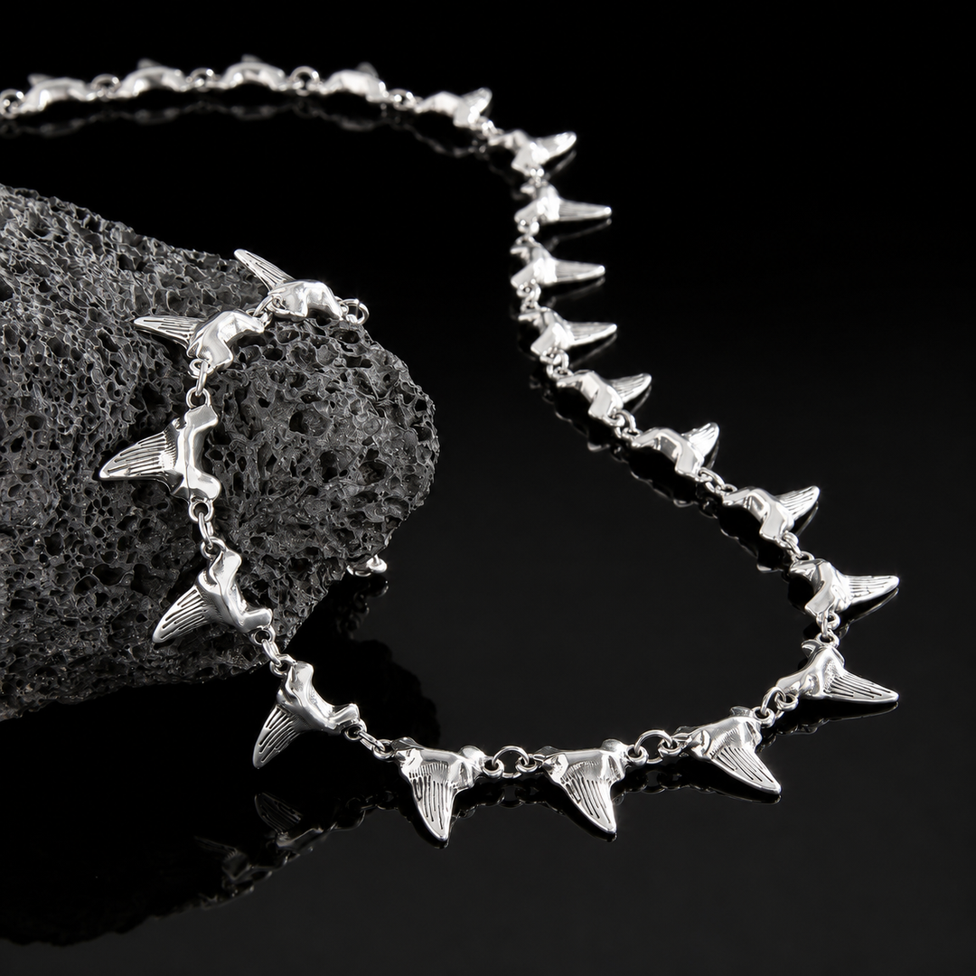 Fang Chain Necklace